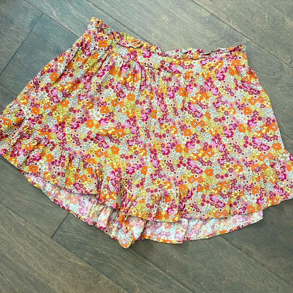 Women’s Wild Fable Flowy Ruffle Shorts